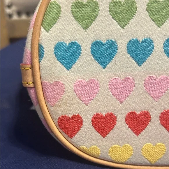 Vintage Y2K Dooney & Bourke Multicolor Heart Shoulder Bucket Bag - Picture 8 of 9